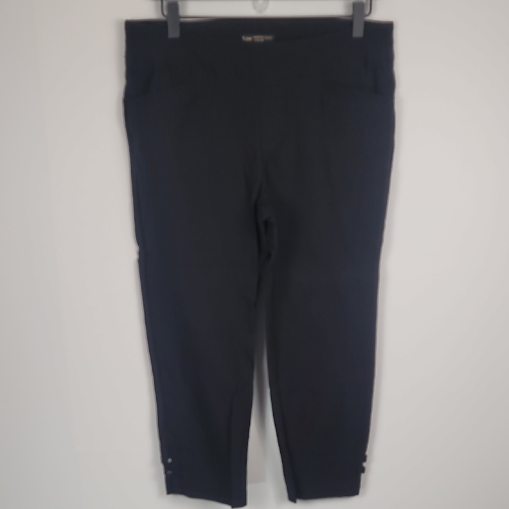 Lee Modern Series Midrise Black Capri Pants